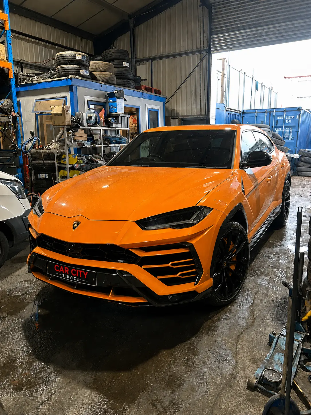 Orange Lamborghini Urus